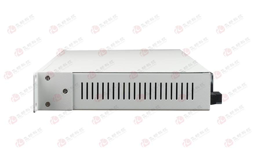飛暢科技-32路電話(huà)+8E1+4GE+4路串口 電話(huà)光端機(jī)(19英寸1U)